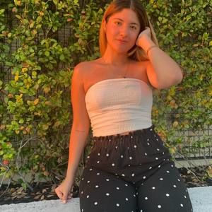 Meet your Posher, Zoe